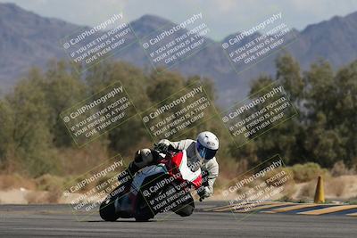 media/Oct-13-2025-Moto Forza (Mon) [[a66d839500]]/2-A Group/Session 4 Turn 7/